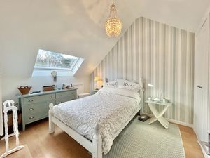 Photo 15- click for photo gallery